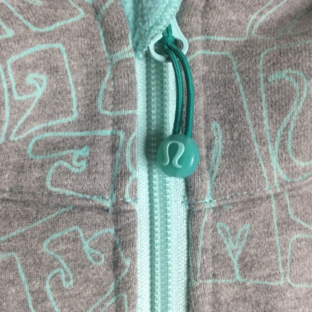 Lululemon Revolution Graffiti Scuba Hoodie Size 6 - Picture 7 of 13